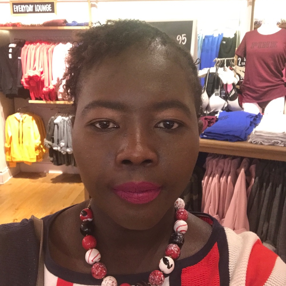 Meet your Posher, Adeng